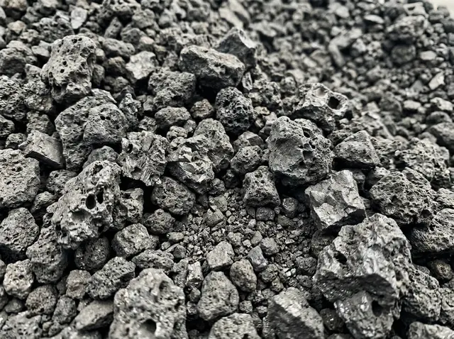 Slag, large or small